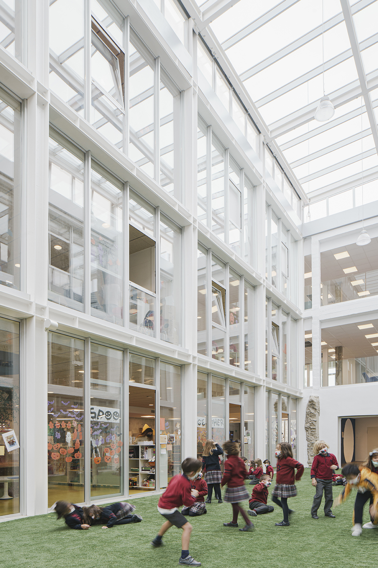 英国学校阿朗戈校区教室翻新设计-10