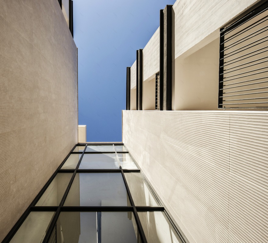 意式环保别墅设计,融入自然景观-4