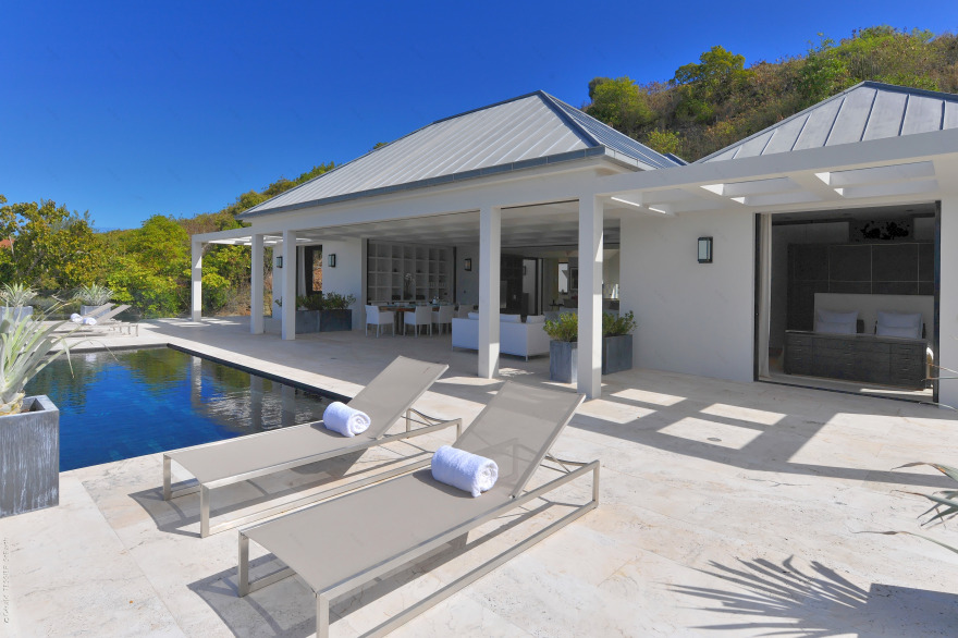 "La Petite Sereine"别墅 | 热带景观中的意式优雅-1