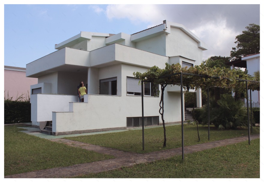 意印夫妇的假日别墅-0