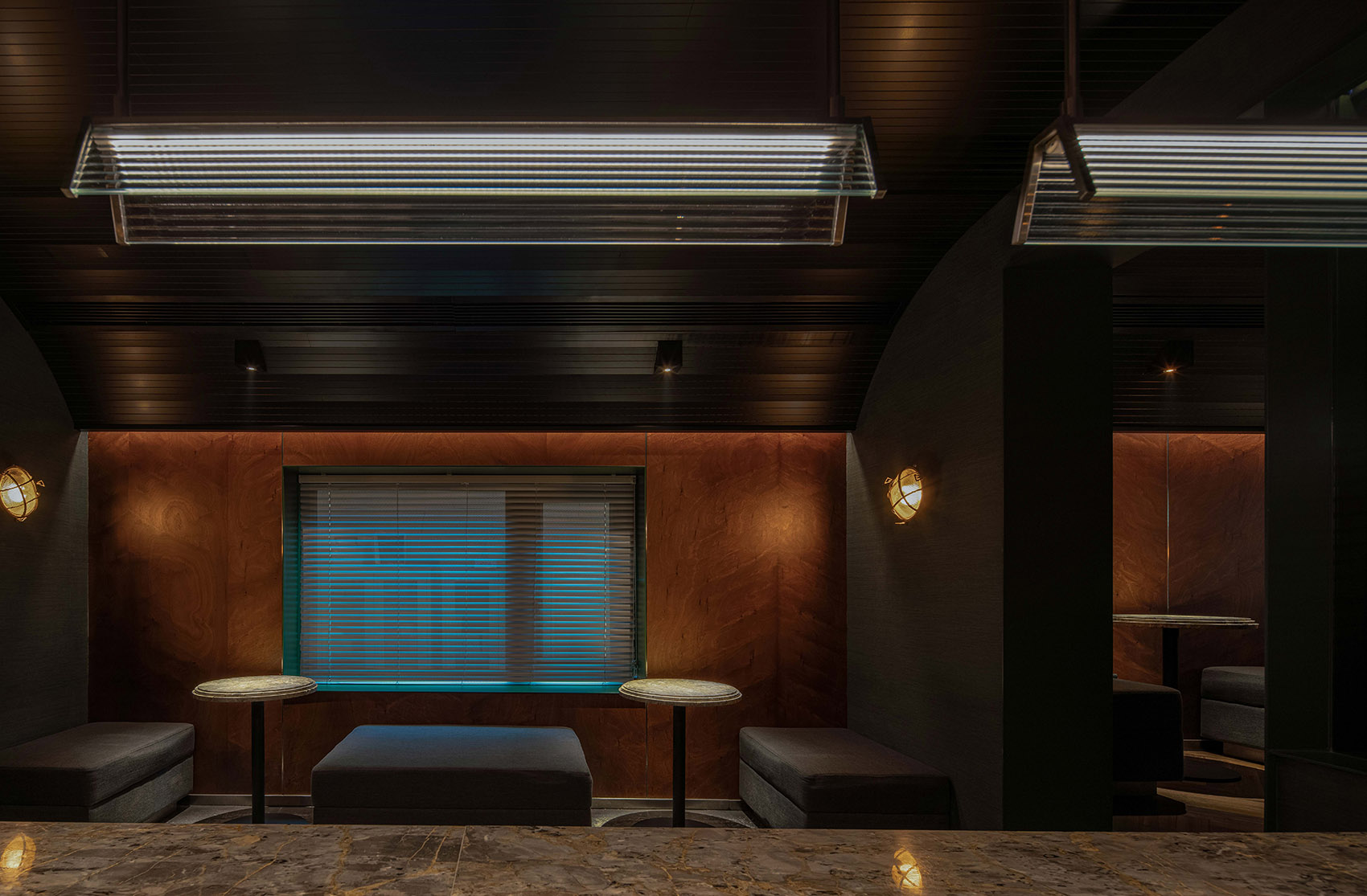 π酒吧，成都/欧式车厢和美式办公室风格的结合-31