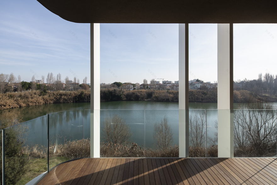 意大利里米尼展览中心改造-19