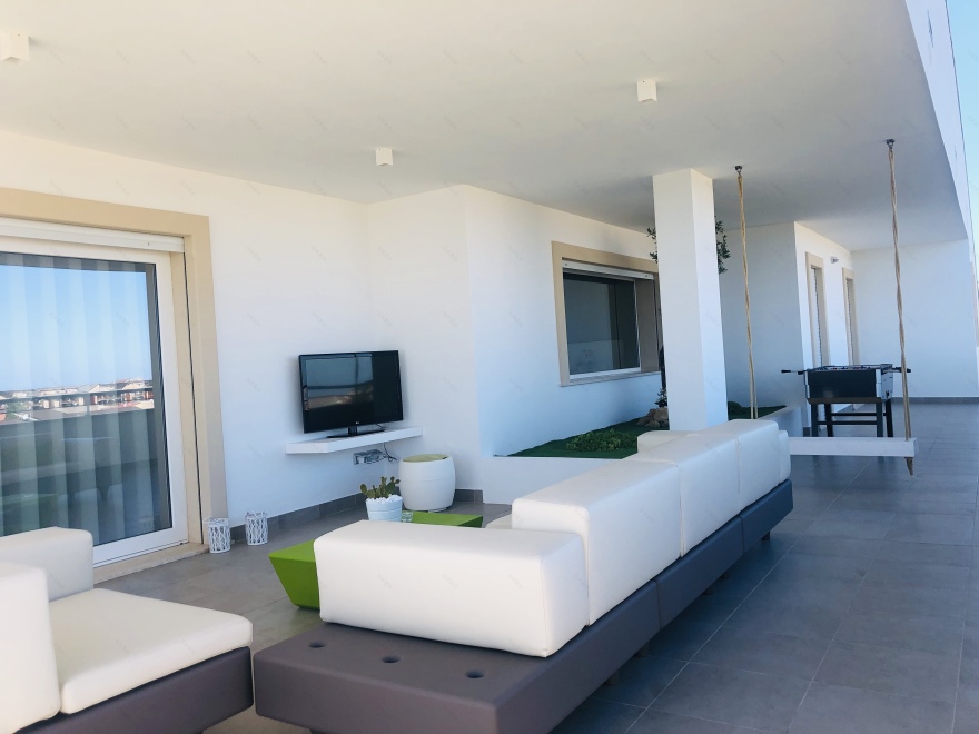 意大利海滨别墅的现代魅力-29