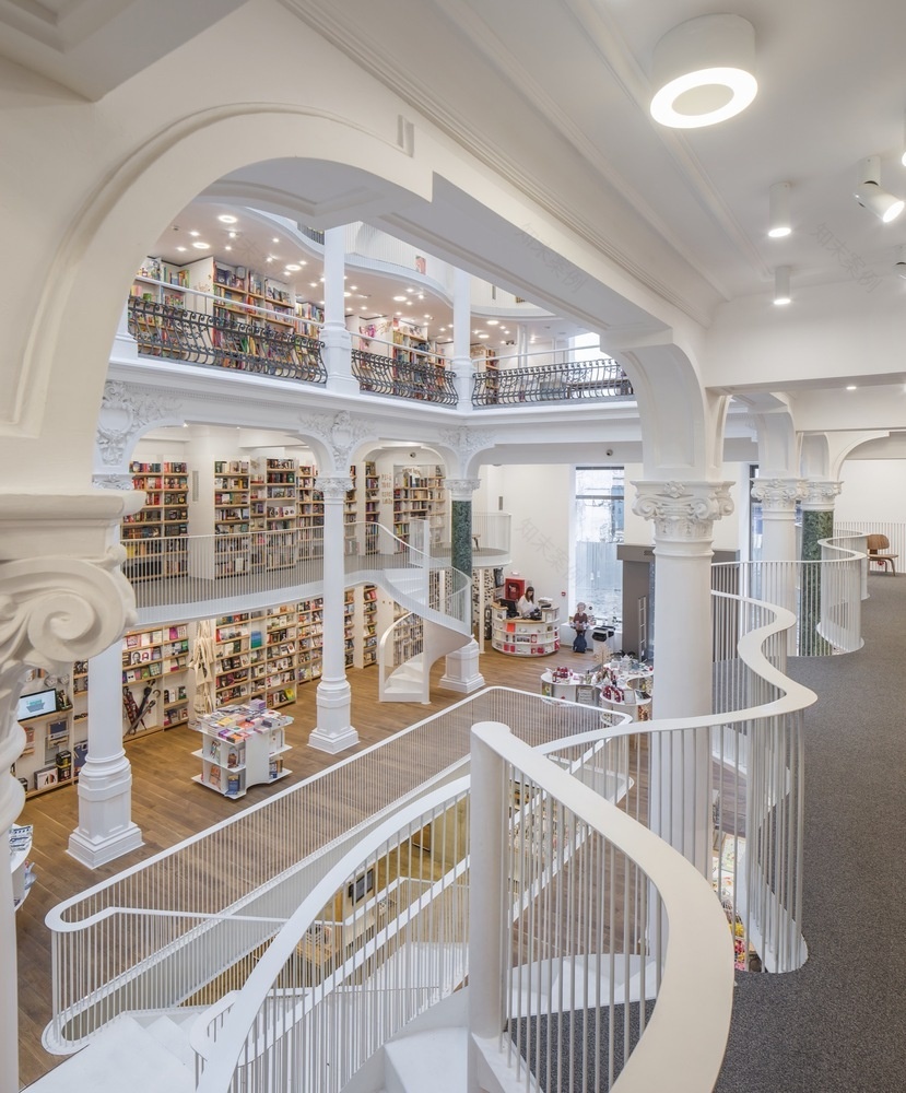 光之旋转木马卡图雷斯蒂图书馆丨罗马尼亚布加勒斯特丨Square One 建筑事务所-29