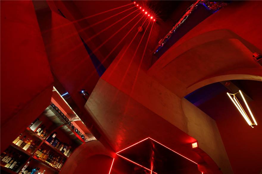 宁波“操场PLAYFIELD”鸡尾酒吧+纹身工作室-9