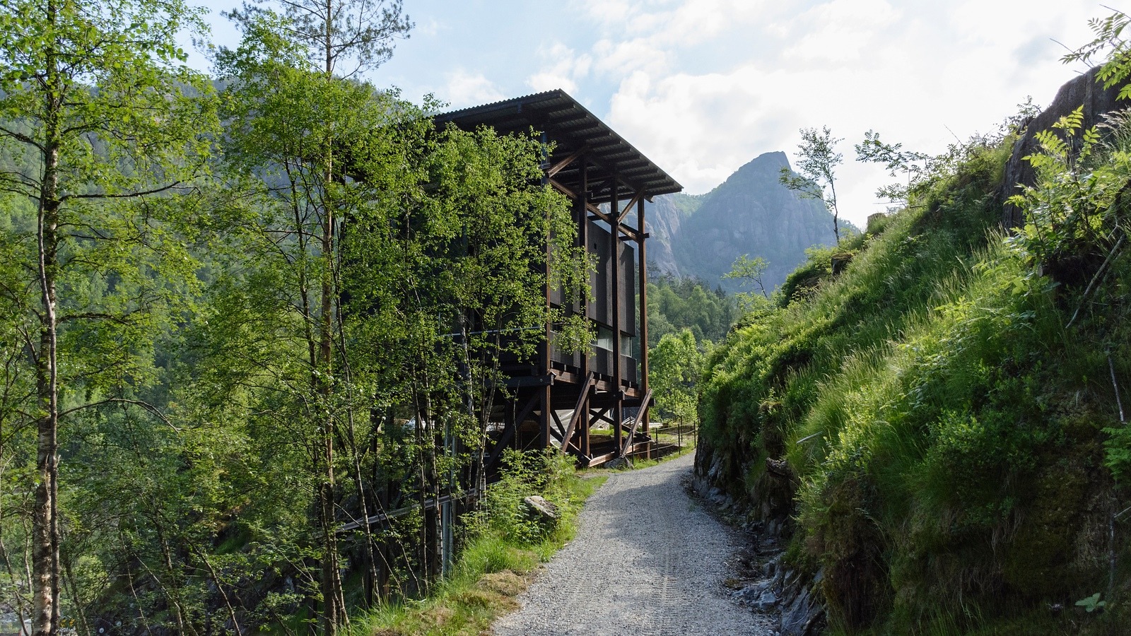 挪威矿山遗址重生 · Peter Zumthor 的艺术装置-1