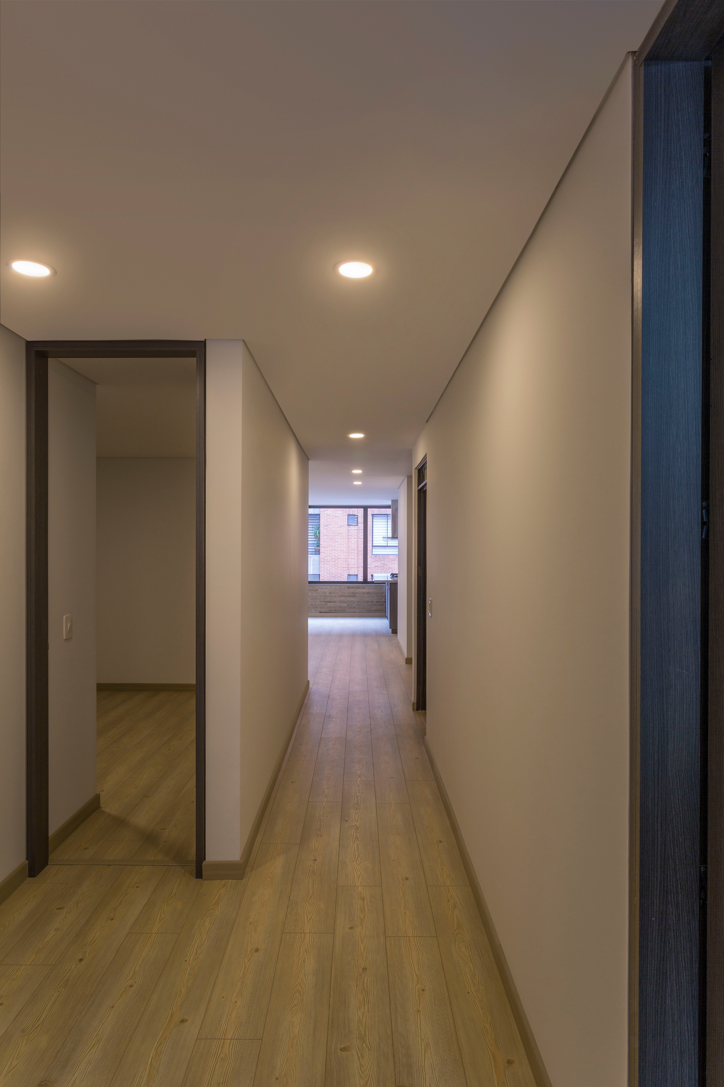 波哥大 80 年代建筑群中的现代公寓设计-2