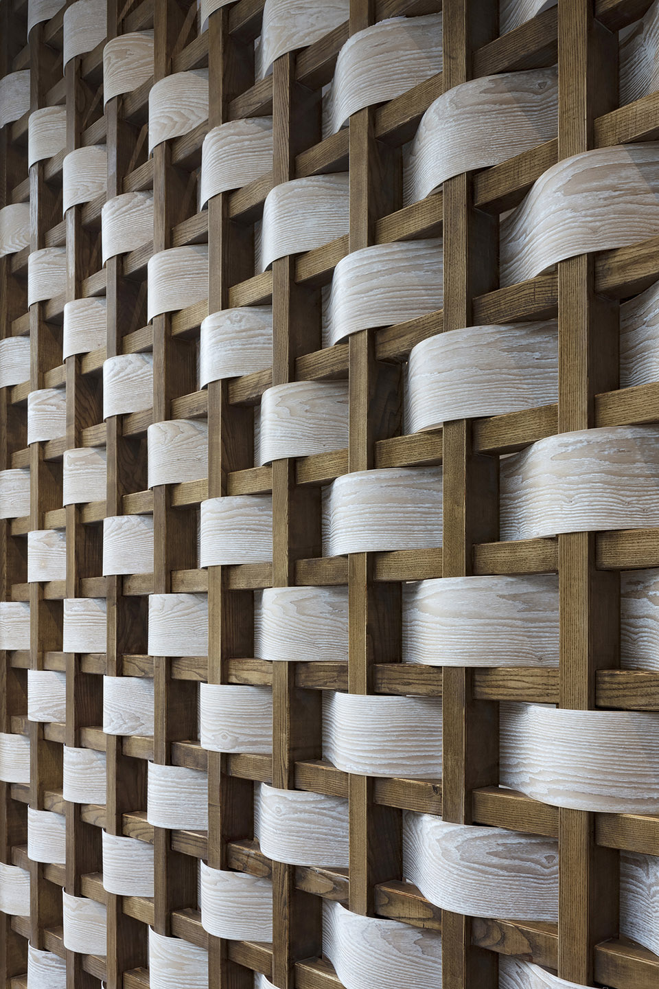 HAN精品店设计，广州/标志性的木材织物墙-33