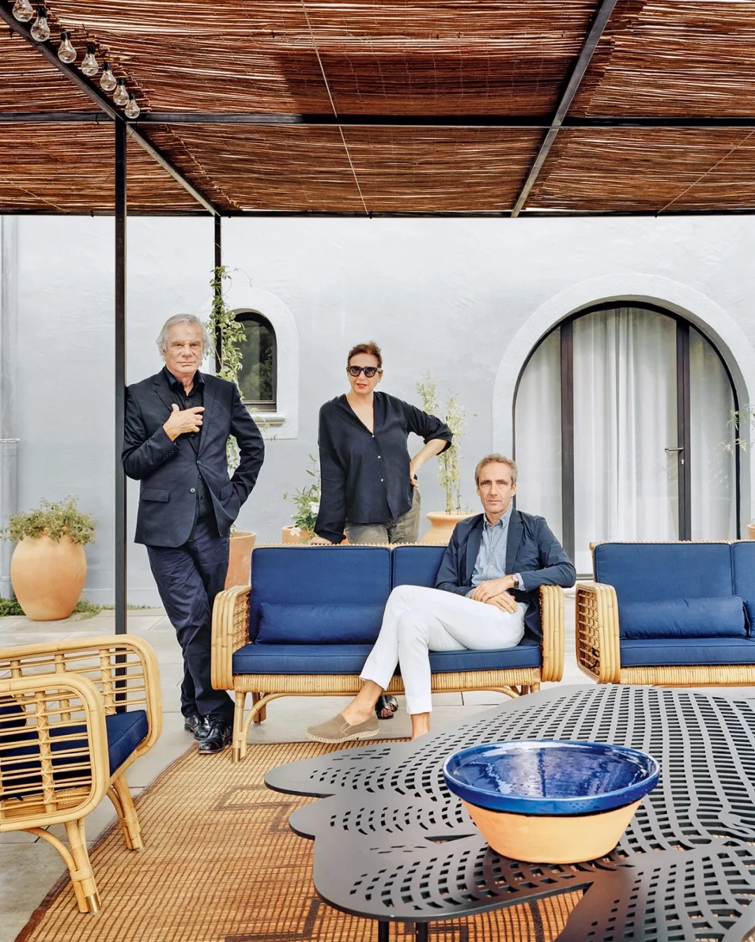 India Mahdavi 打造现代普罗旺斯风 | 银色别墅闪耀地中海魅力-0