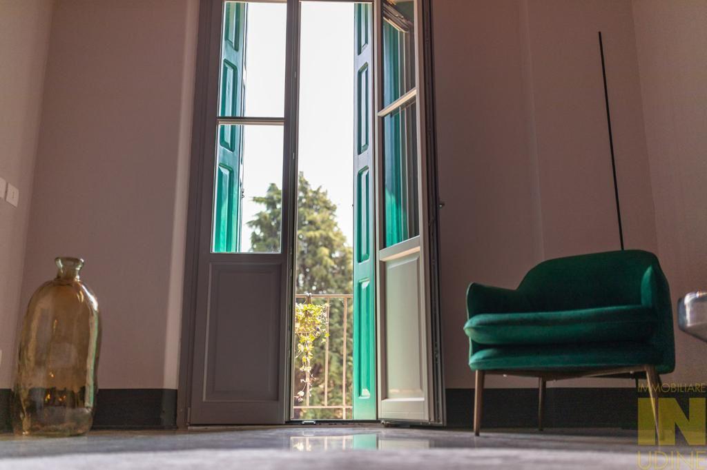 意大利乌迪内历史中心住宅改造，保守与现代的完美融合-11