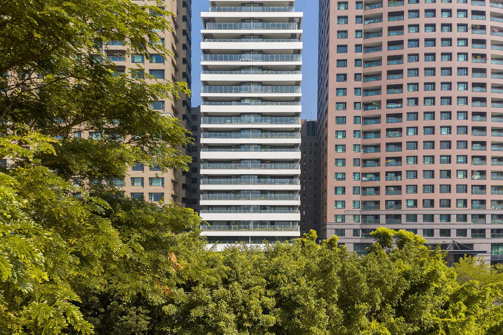 One More住宅楼，台湾/城市环境中的自然生活-9
