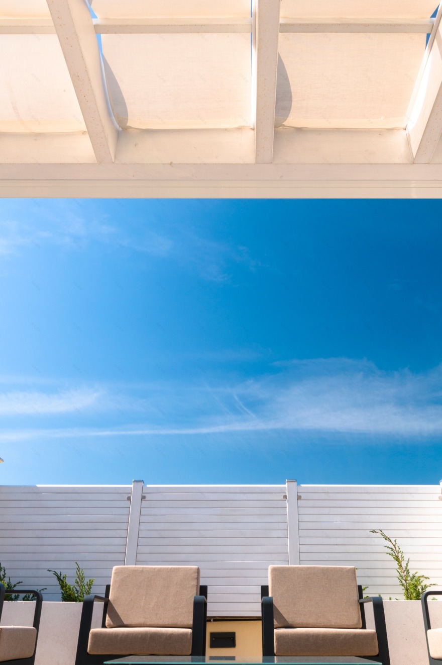 罗马办公空间改造 | 铁路枢纽旁的绿色全景办公区-11