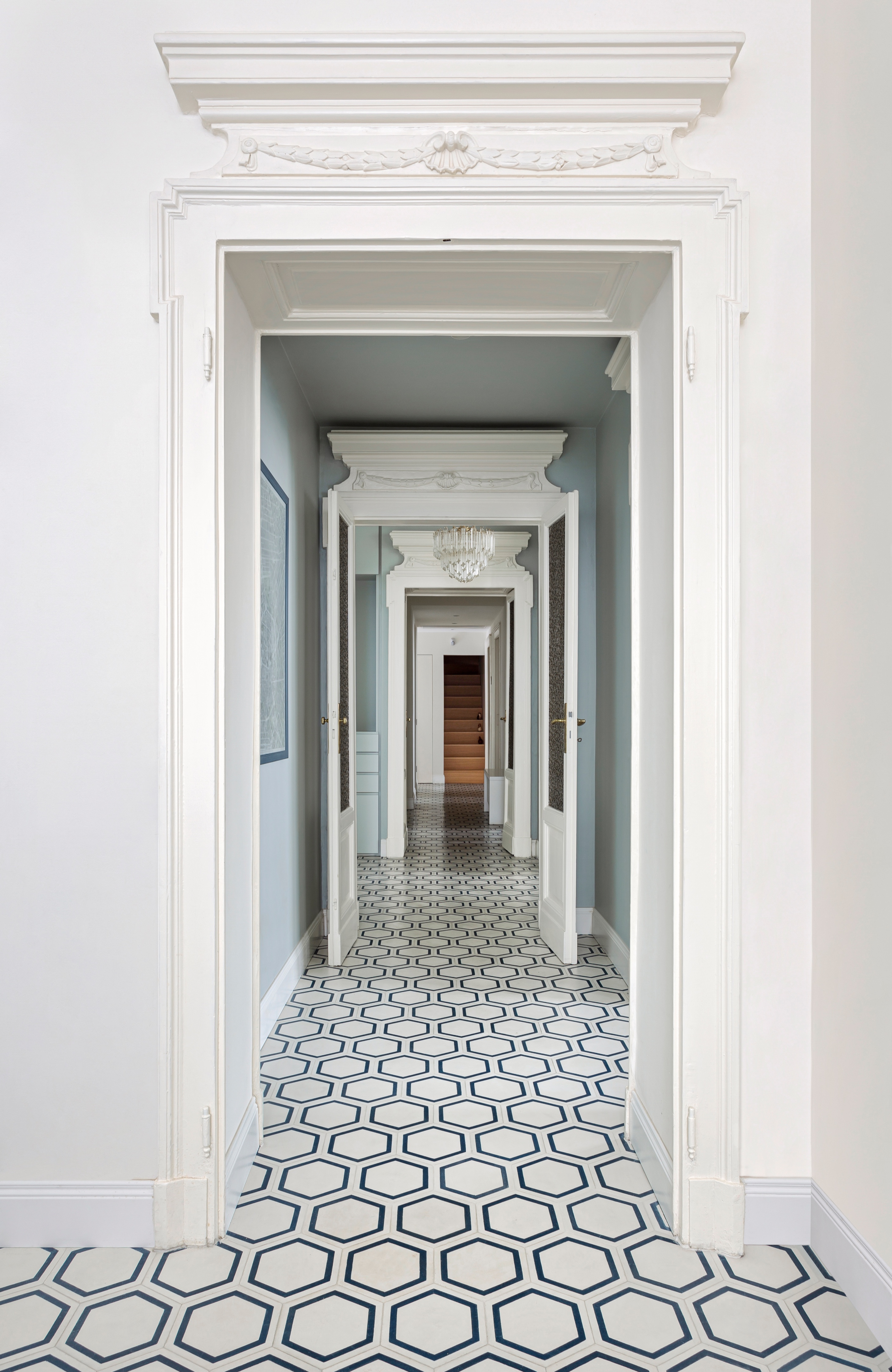 十九世纪极简主义米兰公寓的现代对话-13