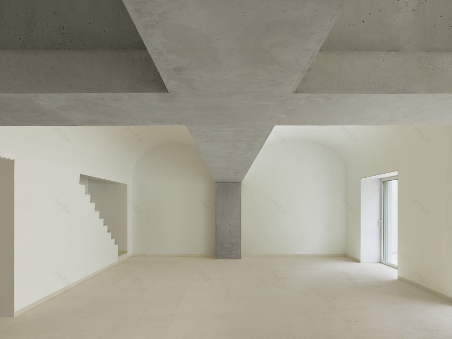 九拱住宅丨西班牙巴达霍斯丨José María Sánchez García-9