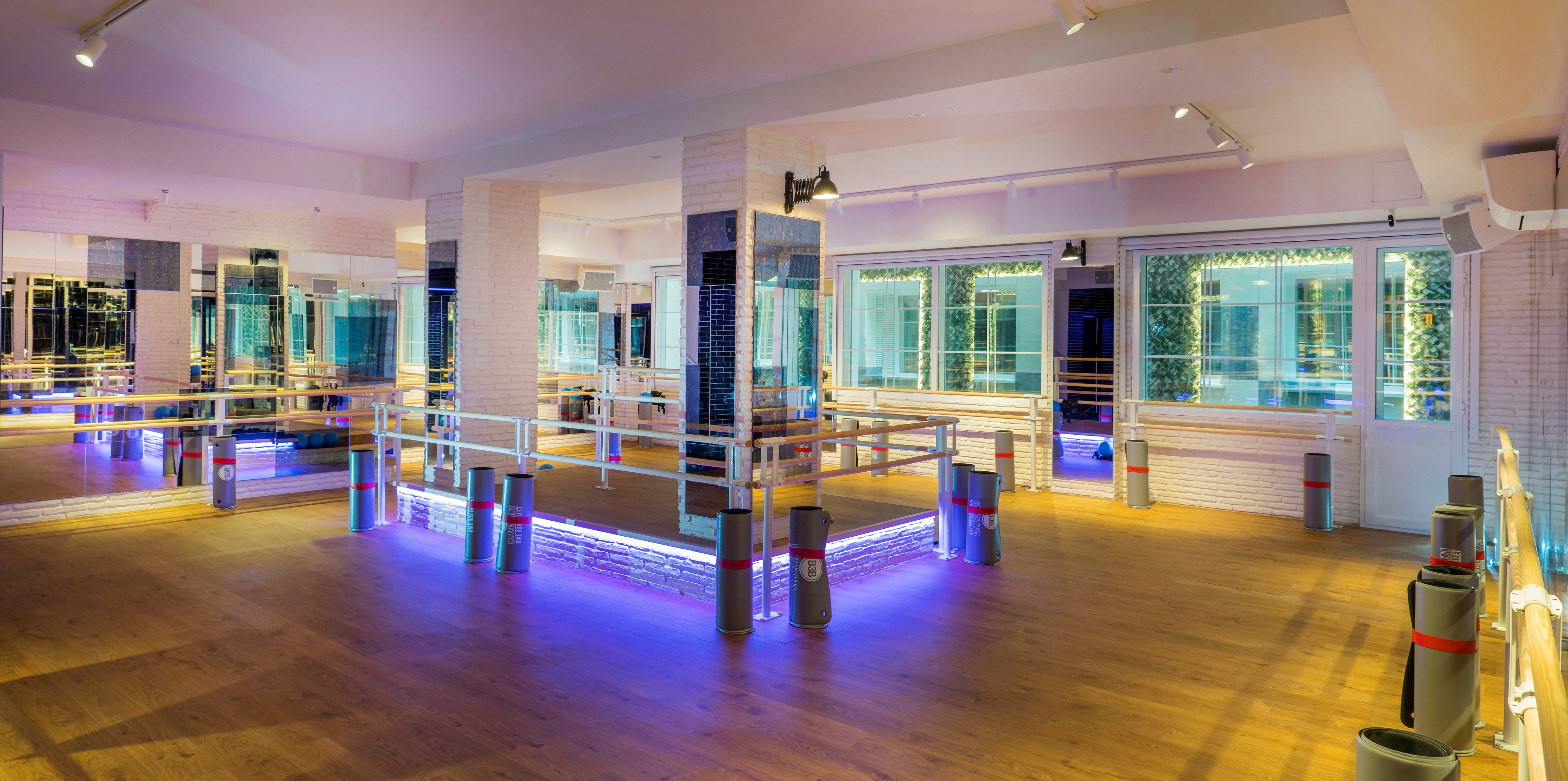 B3B 女子工作室-15