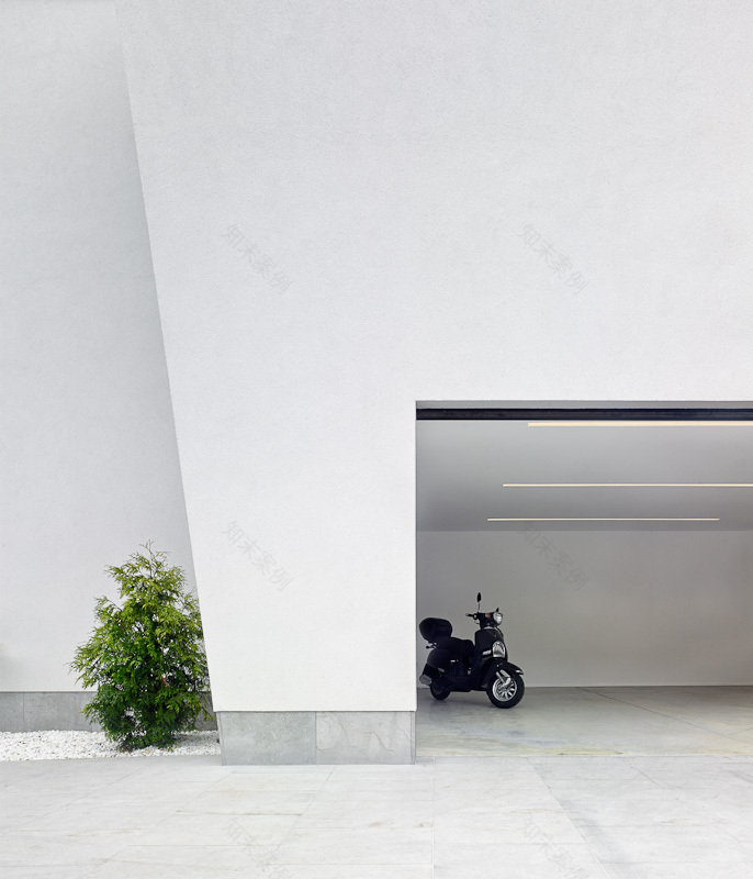 西班牙 Avilés 市简约别墅,诠释现代生活理念-13