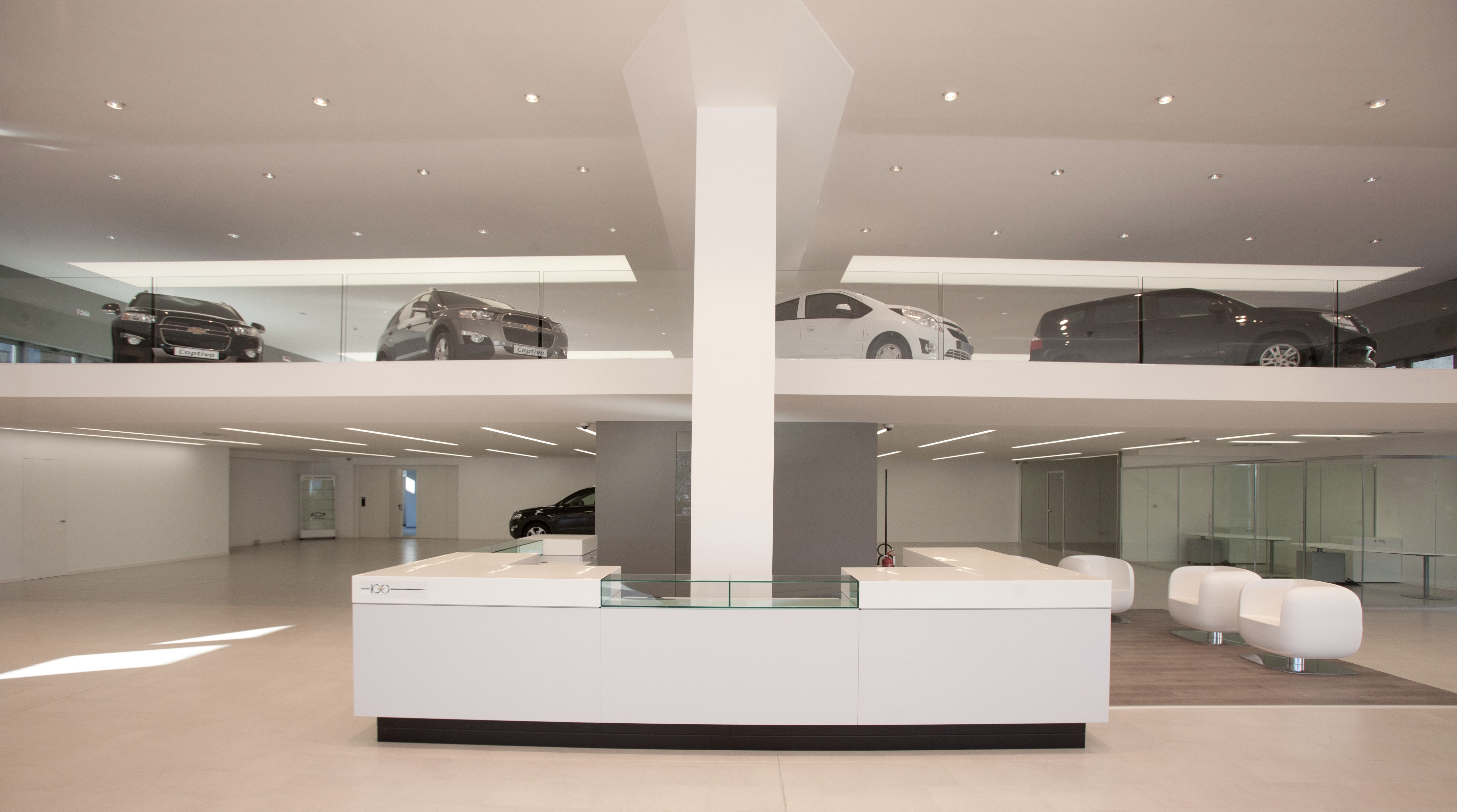 古旧厂房变身现代汽车展厅—— Romeoauto Settevalli Chevrolet 展厅-7