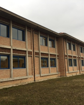 地震适应性改造与中学“G. Giardino”教学楼升级