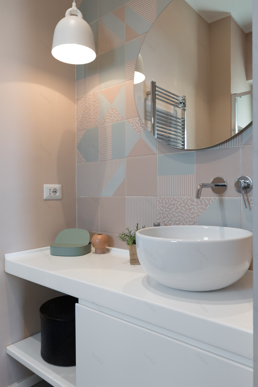 融合极简与装饰艺术的罗马公寓改造-26