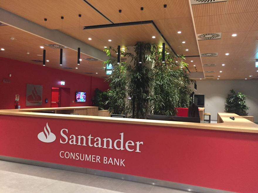 Santander 银行新总部 | 创新办公空间与自然的和谐融合-3