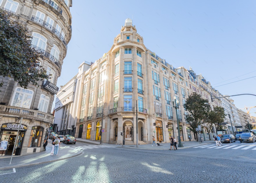 葡萄牙 Porto 豪华公寓设计丨Sabrab-45