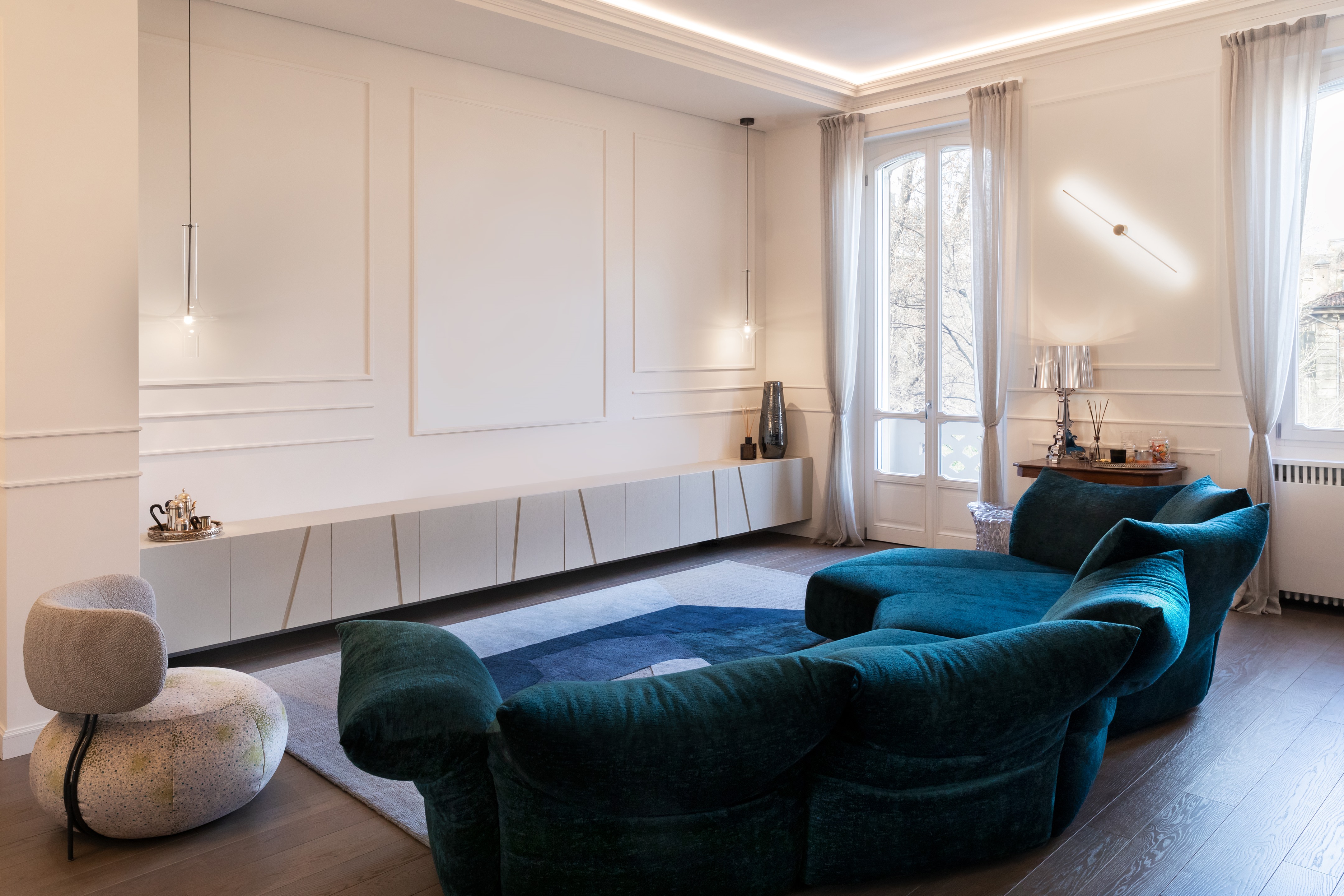 在都灵最著名的住宅区之一,我们进行了这次翻修-2