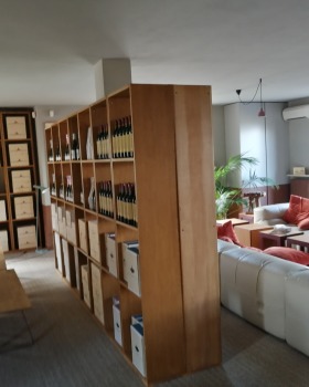 Ristrutturazione wine sales and office azienda vitivinicola