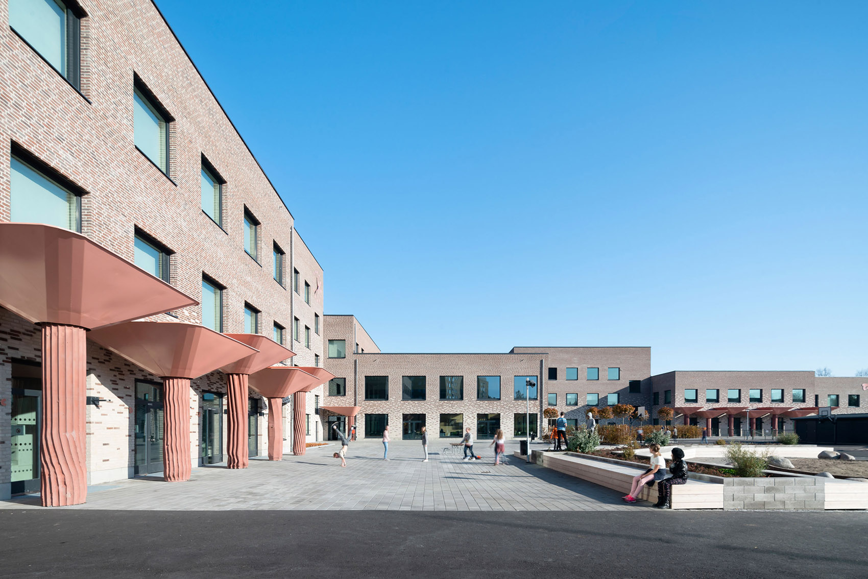 Tiunda小学，瑞典/一所现代、安全、有吸引力和包容性的小学及预备学校-61
