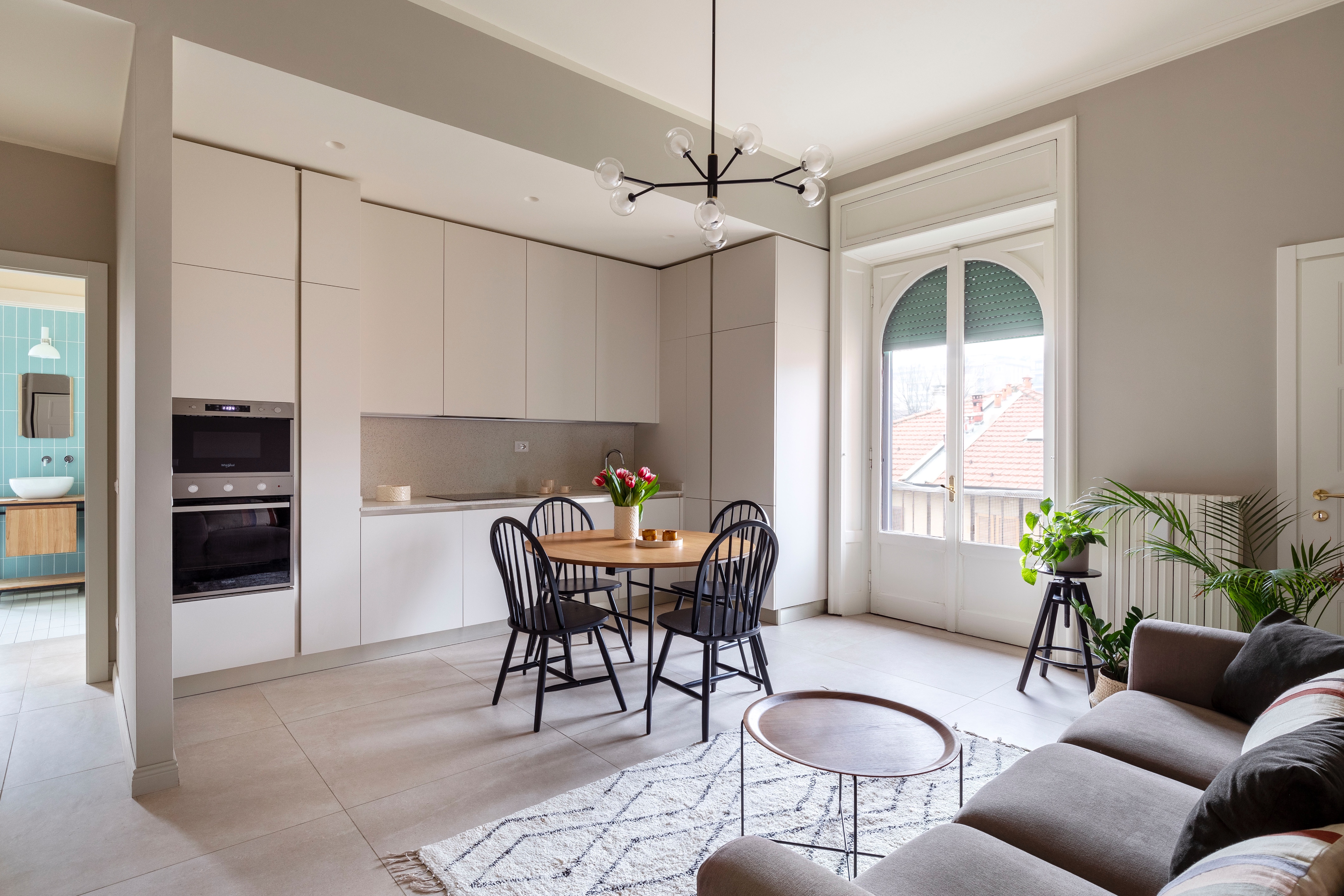 米兰历史公寓中的现代经典新诠释-1