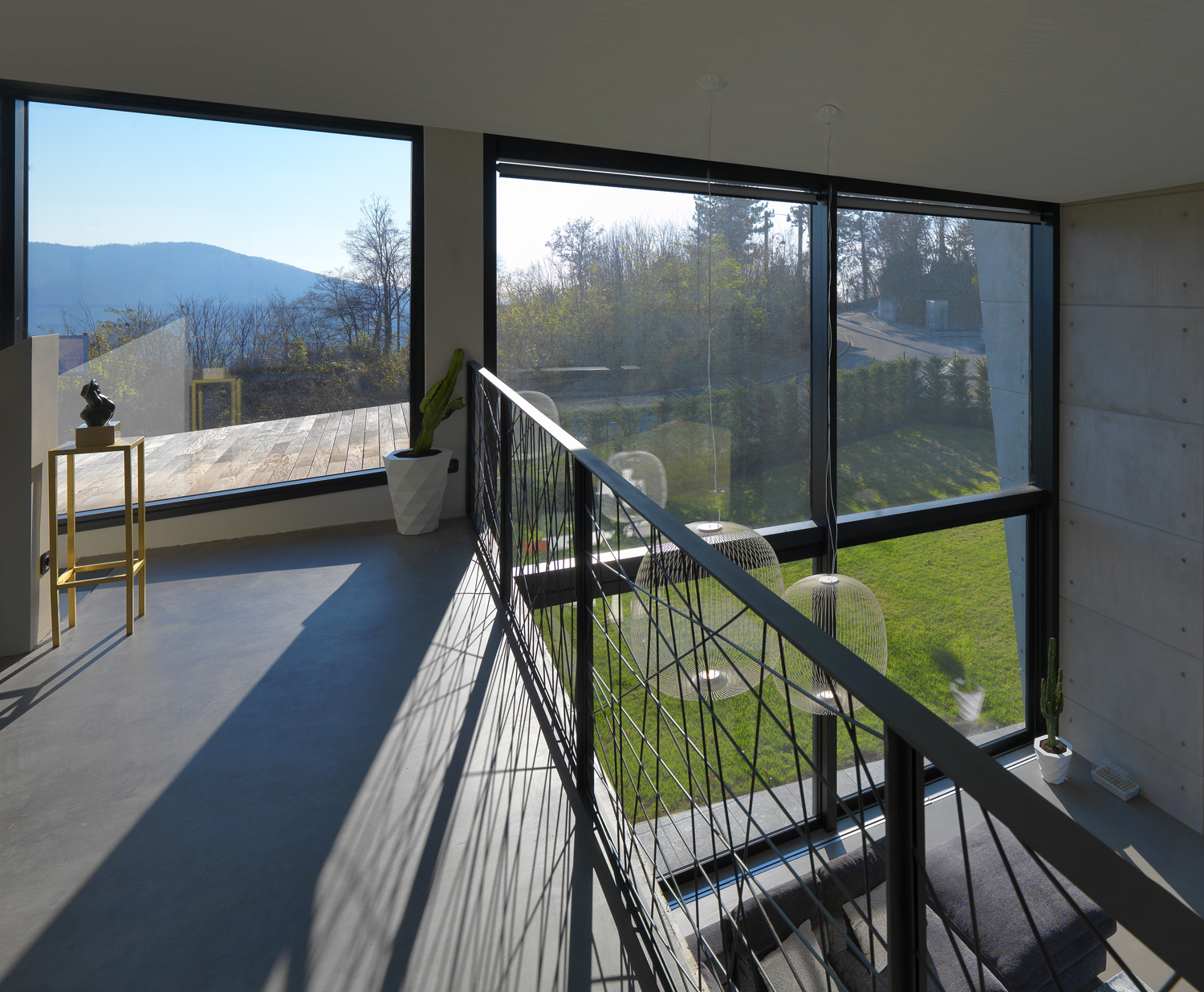 悬浮森林中的透明别墅-74