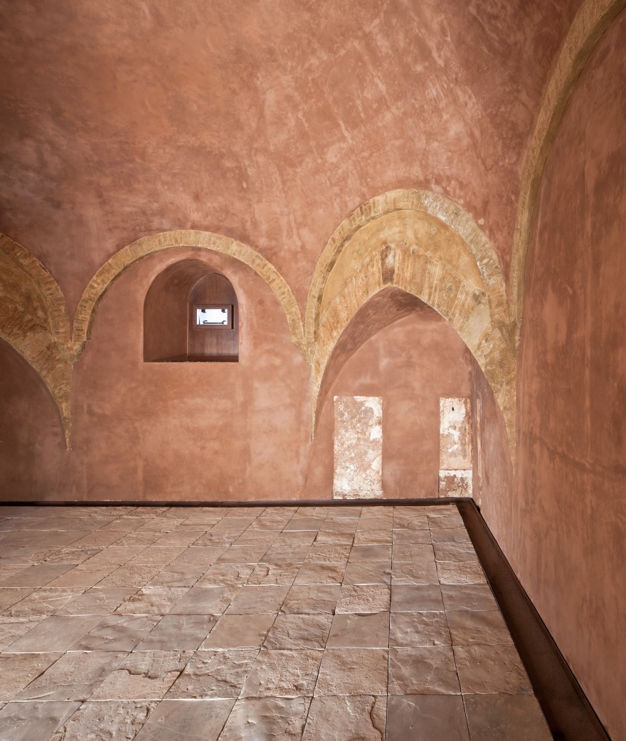 西班牙 Setenil de la Bodegas 致敬塔修复-13