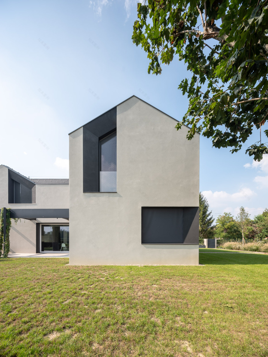 乡间别墅 HHCR,融入自然美景的设计佳作-5