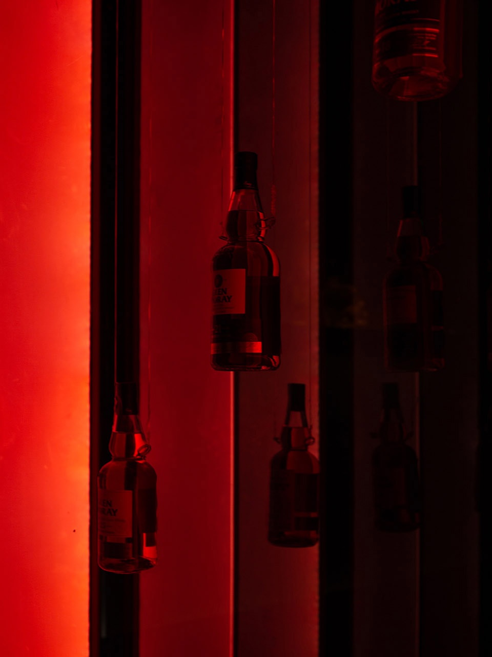 Whisper酒吧，上海/营造神秘与尊贵的消费体验-17