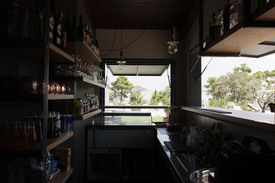 La Maddalena 泳池酒吧设计-9