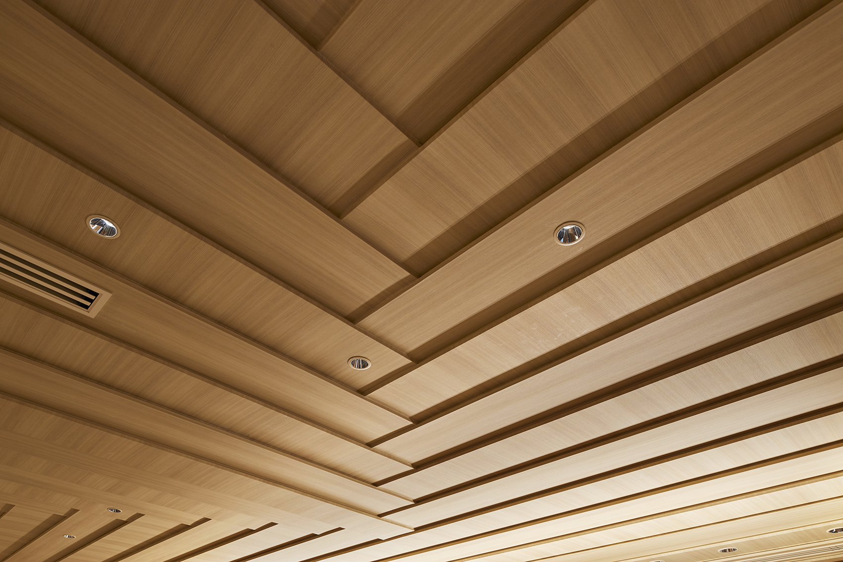 日本横滨丸昌和服店改造设计丨堤由匡建筑设计工作室-32