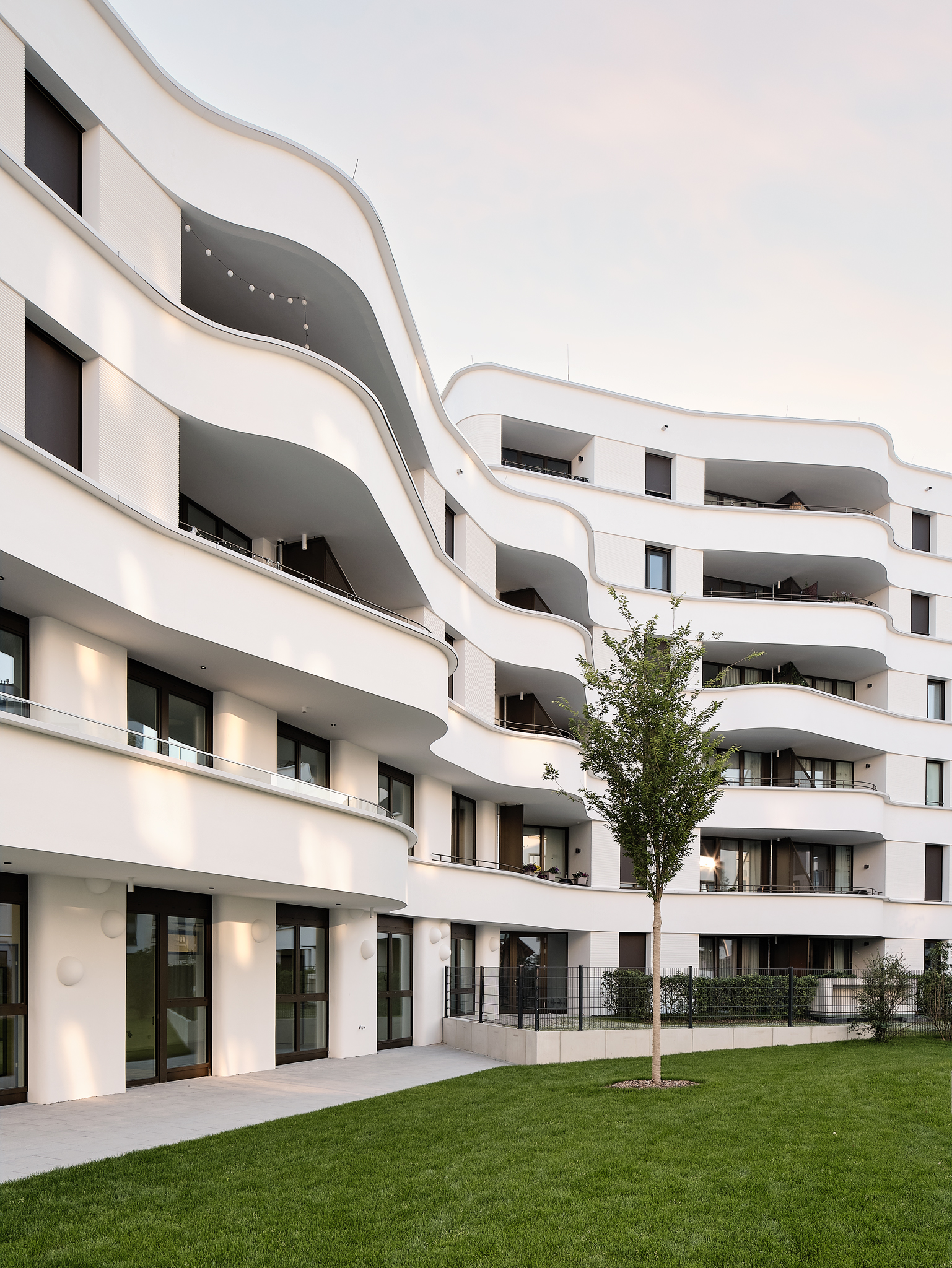 灵动公寓建筑丨Baumschlager Eberle Architekten-3