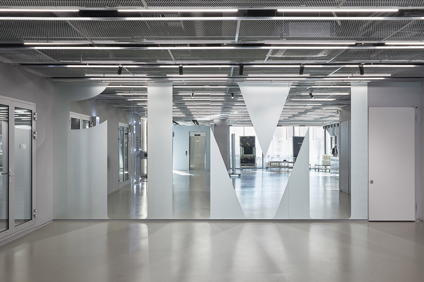 首尔 1MILLION 舞蹈学校 | 反光空间激发舞动热情-15