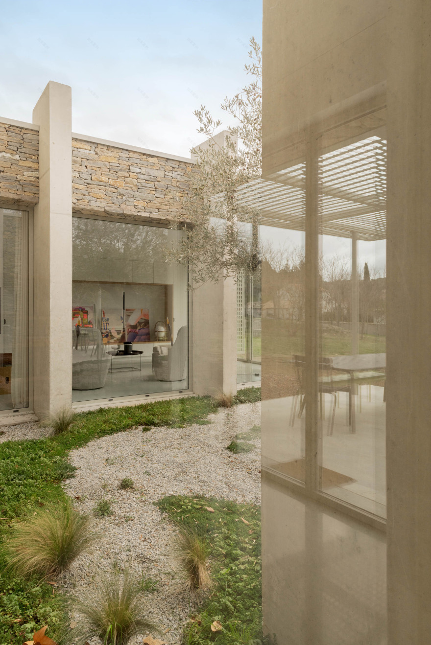 乡村别墅的现代新生 | BON 之家与两翼扩建-17