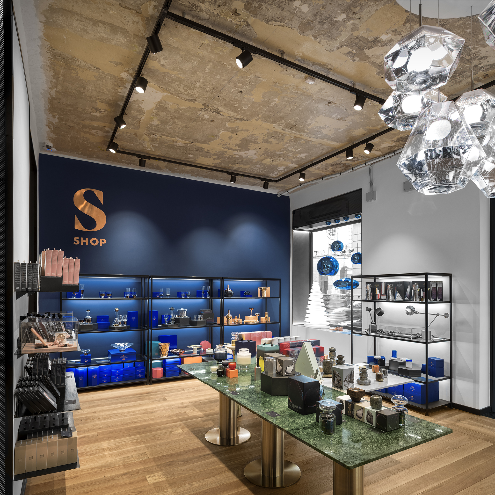 Solinfo Shop - Tom Dixon Showroom, Budapest, Hungary-1