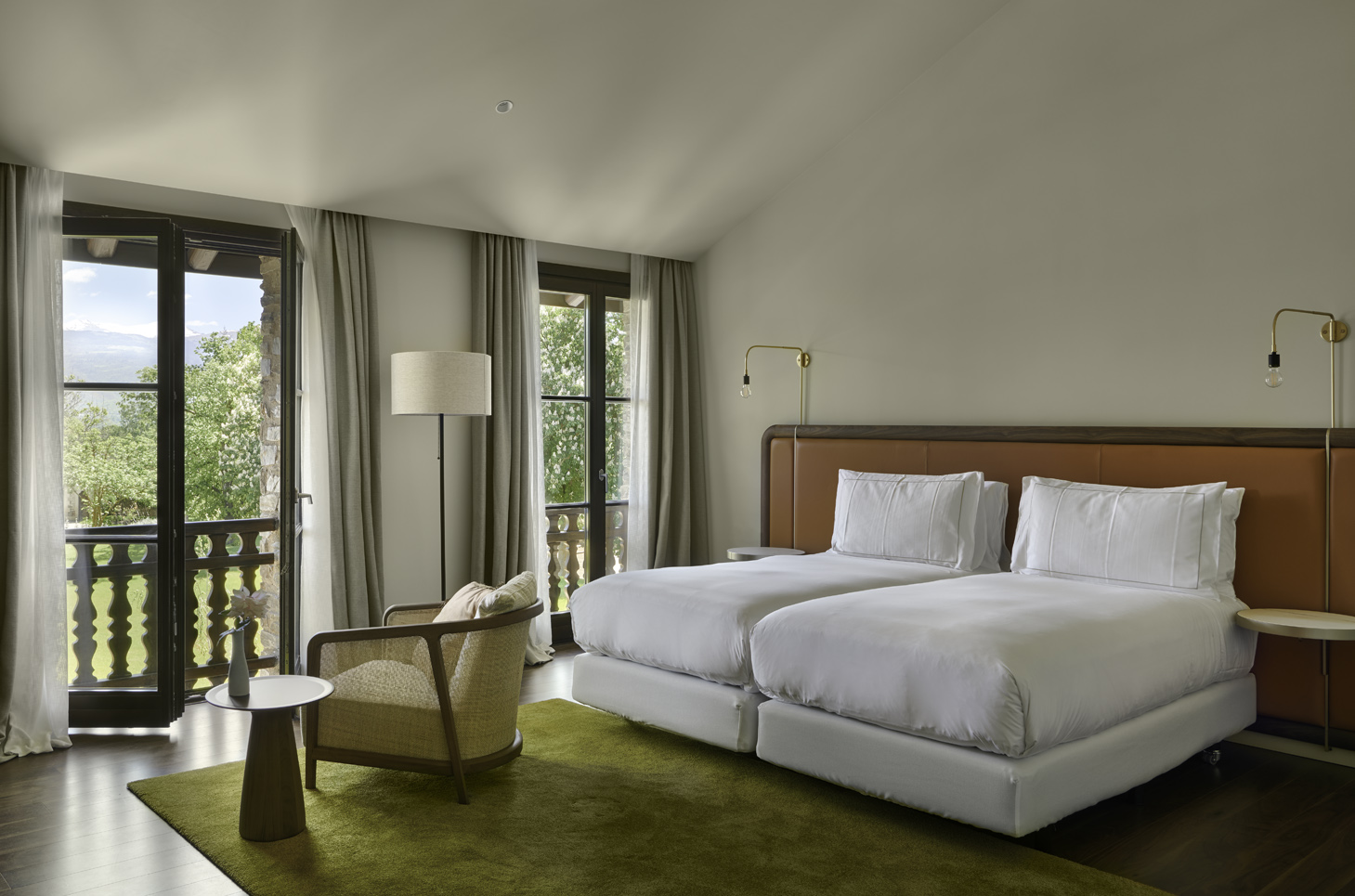 巴塞罗那 Relais & Châteaux Mercer Hotel Torre del Remei | 奢华套房内的 Alison 和 Tosca 座椅-2