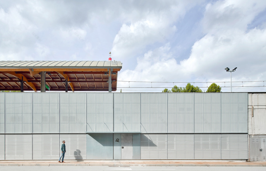 蒙特塞拉特车站办公室丨西班牙丨AMOO-14