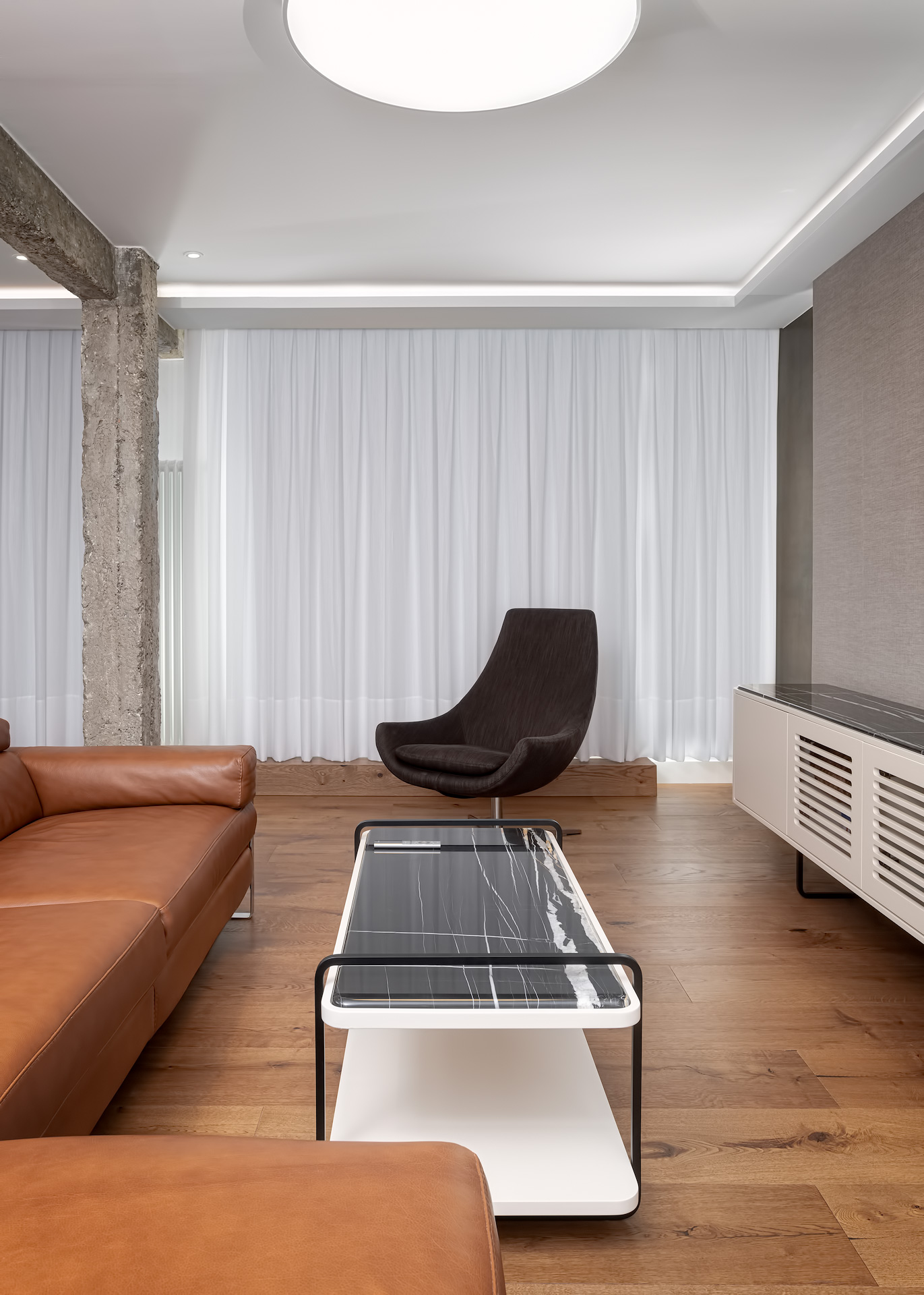 自然呈现的 brutalism 风格家居丨SpainVizcaya丨Efecto3-5