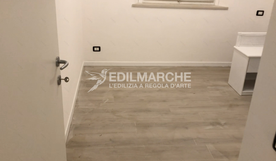 意大利 Numana 别墅扩建,简约设计实现高效利用-12