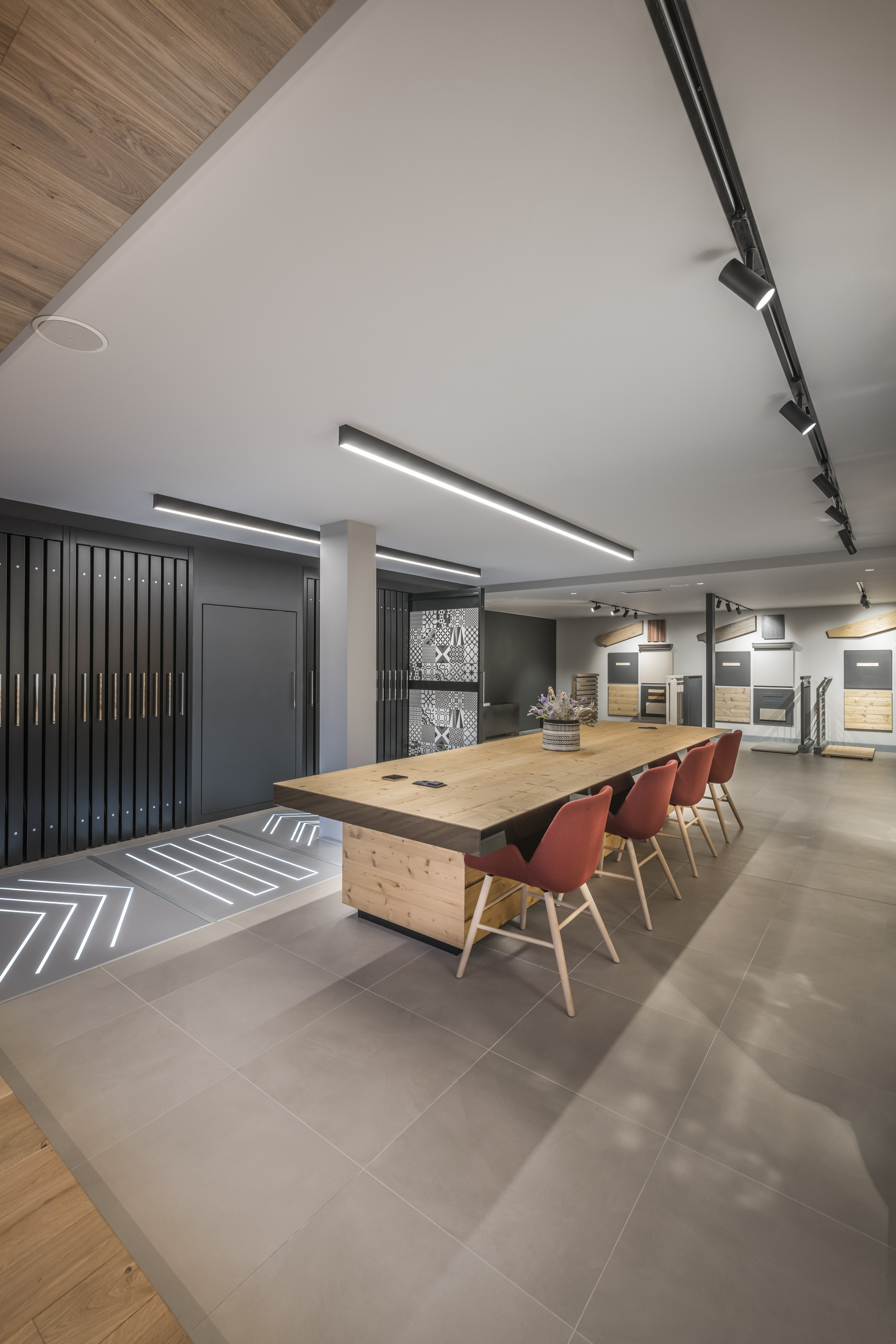 鲁布纳精品屋-12