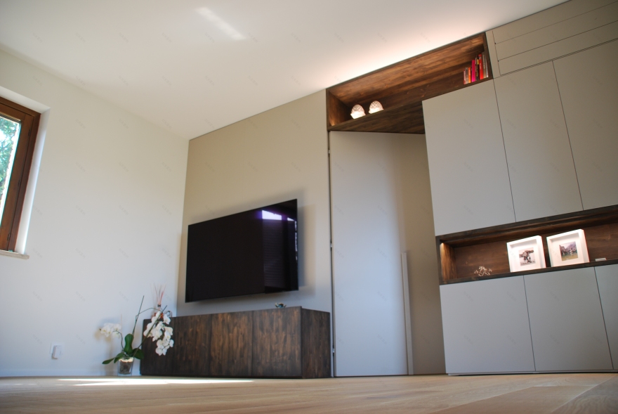 定制楼梯串联双层空间,木铁交融呈现和谐居室-5