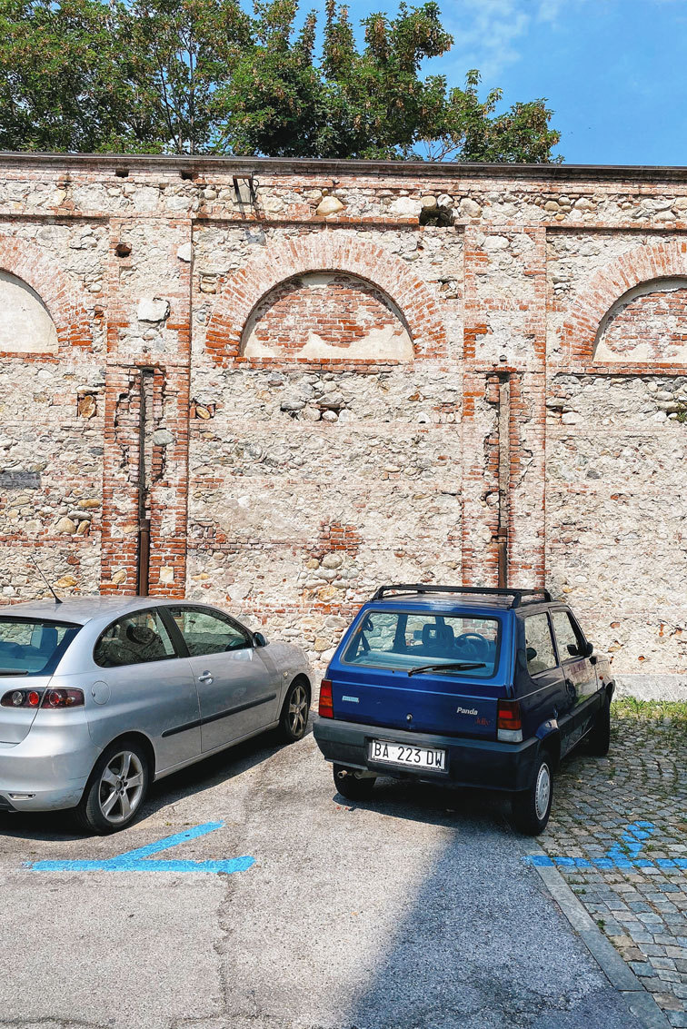 重生废墟 · 军事冷库变多元文化中心的创意设计丨意大利库内奥-4