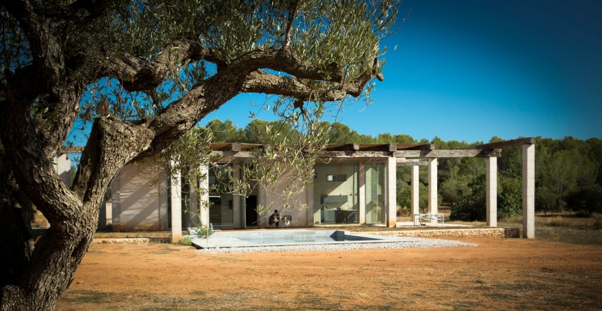 西班牙 Mediterranean 别墅 | 雕塑与住宅的完美融合-5