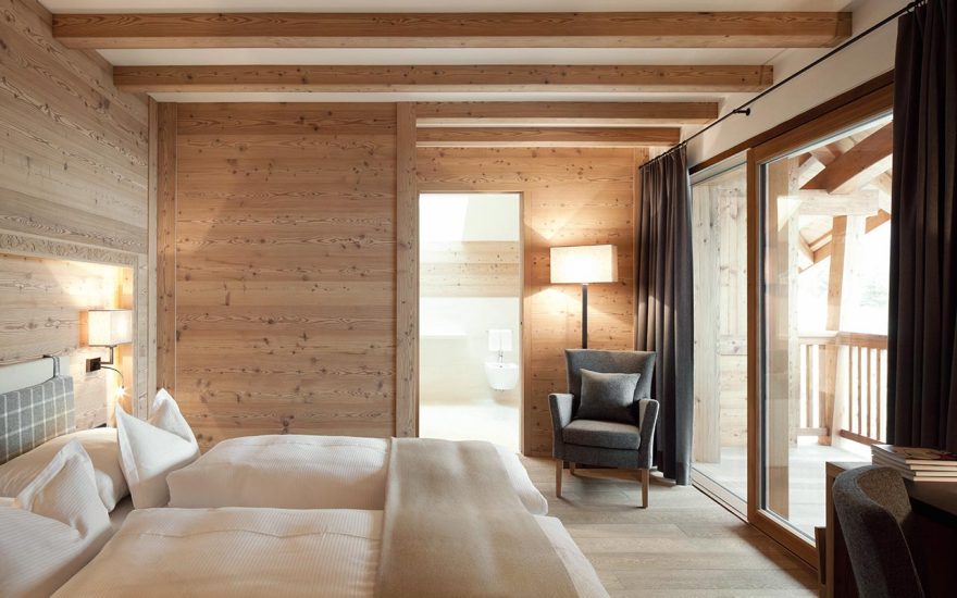 雪山之巅的温馨木屋——Perathoner Architects 的 Hotel Chalet Gerard 设计-7