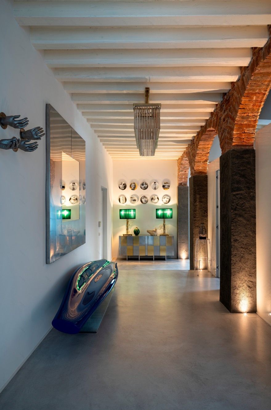 穿越时空的工业风公寓设计-9