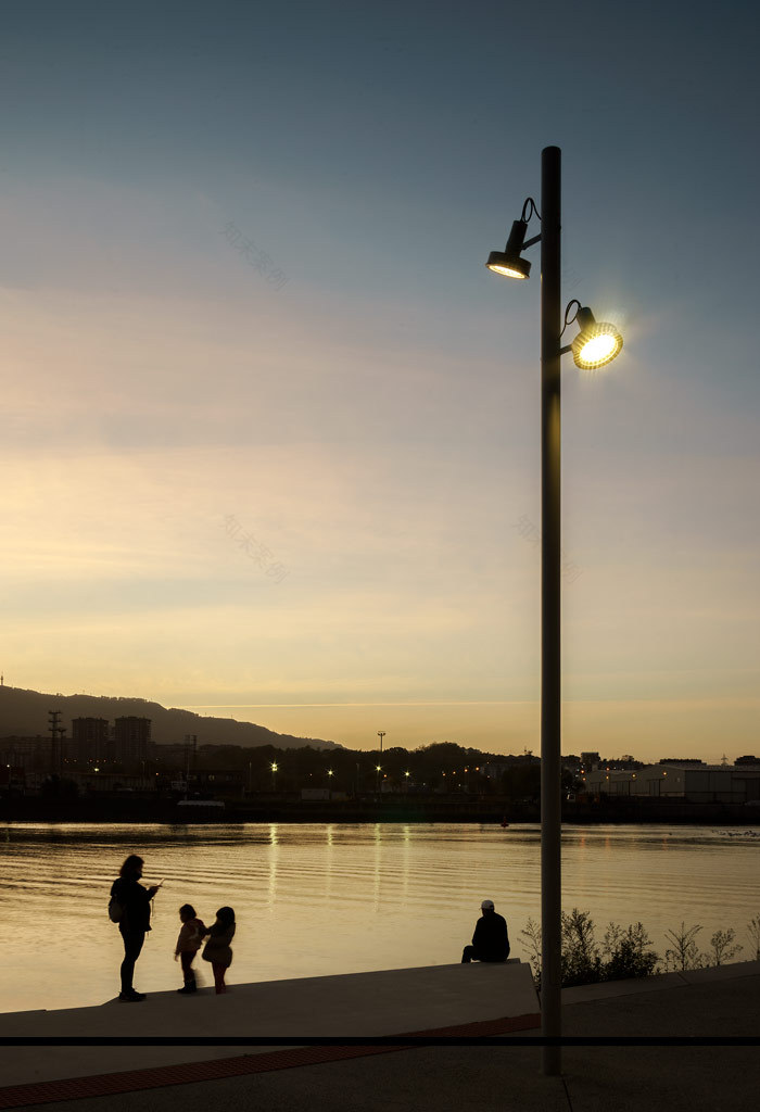 西班牙巴斯克地区 Zorrotzaurre 社区绿色环保设计丨扎哈·哈迪德建筑事务所-5